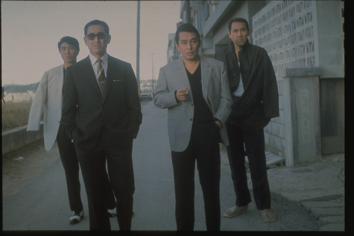 GUERRE DES GANGS À OKINAWA